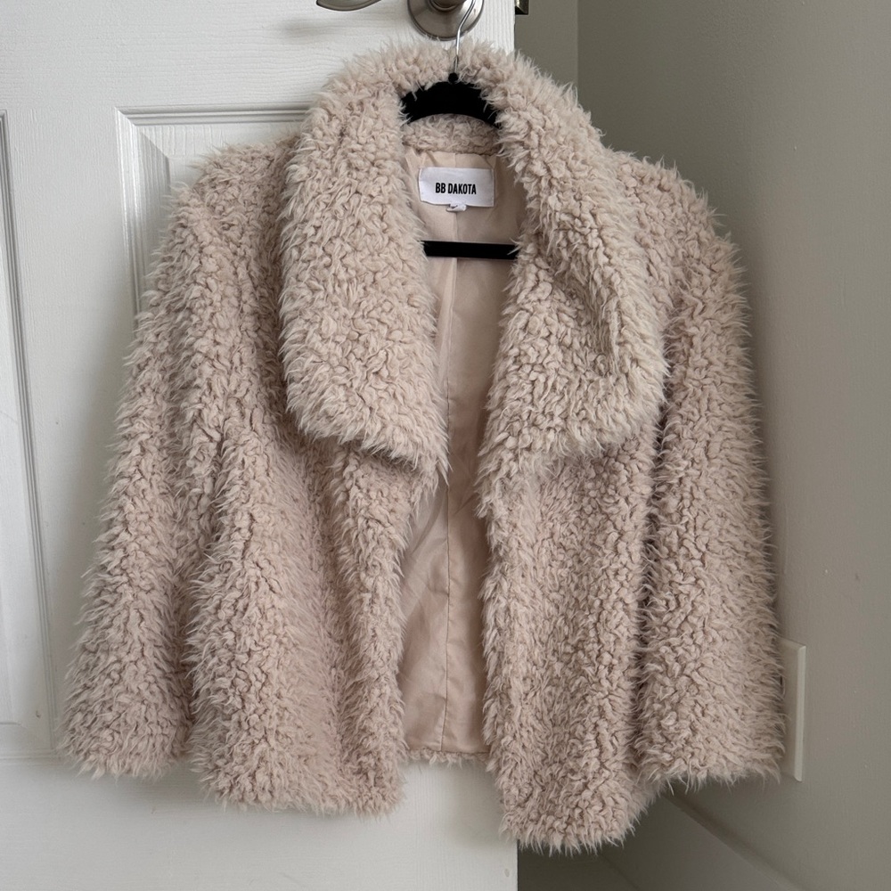 BB Dakota Women's Plush Tan Teddy Jacket
